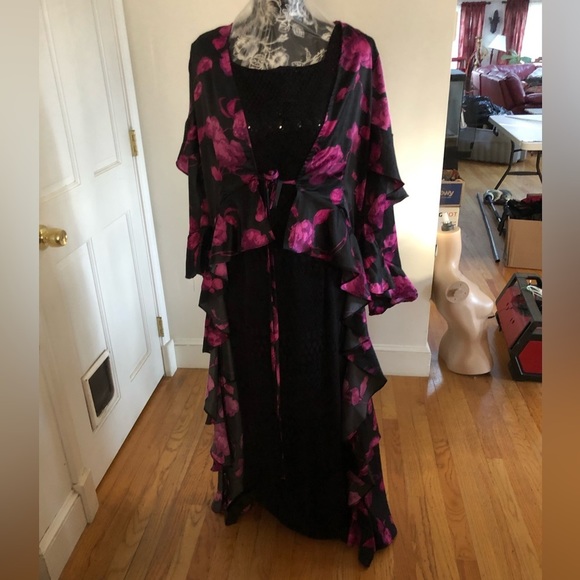 Venus size XL black & pink floral print high / low duster ties at front - Picture 11 of 16